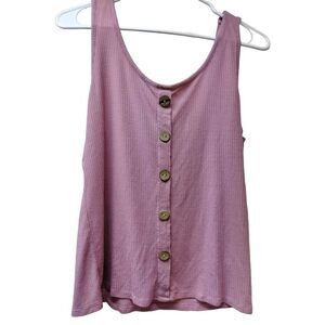 Free Kisses X-Large XL Cute sleeveless Pink Tank Top. Slightly worn